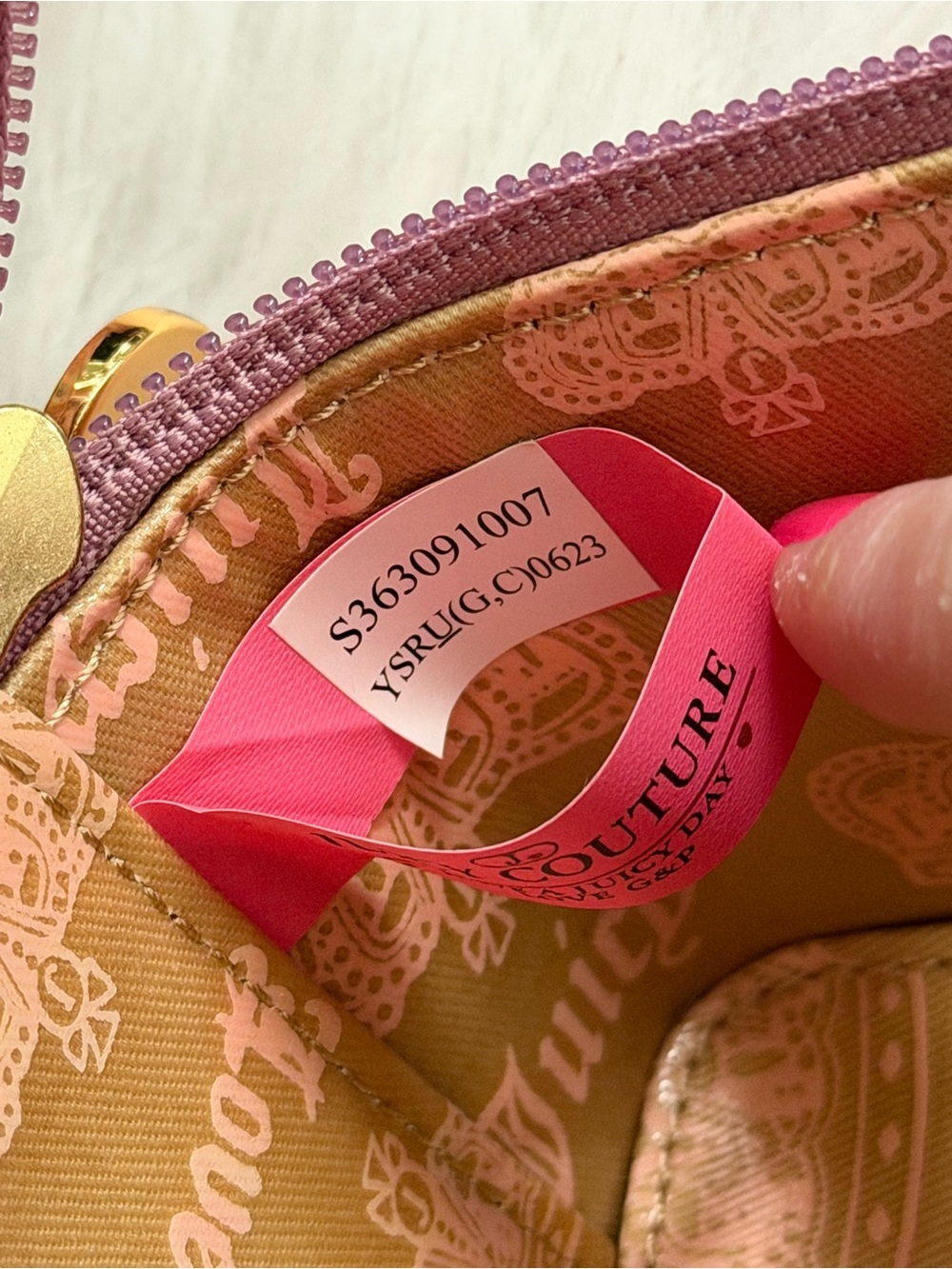 Rare Vintage 2007 Juicy Couture Pink Velour Micro Mini Case and Barrel Bag - Picture 9 of 16